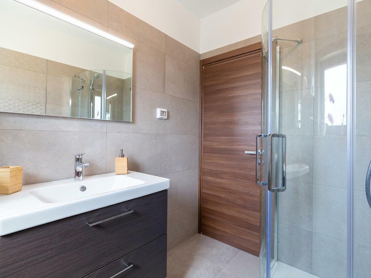 Apartments Gioia โปเรช ภายนอก รูปภาพ